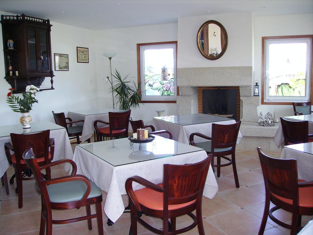 Chez Katy Et Dede Hotel Bangor Exterior foto